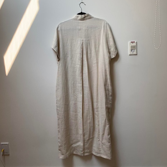 7115 by Szeki Hanbok Linen Dress in Oatmeal from SS 2021 - Picture 3 of 7